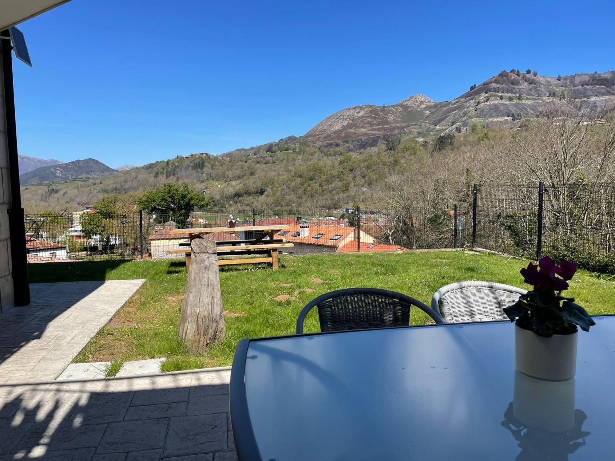 Apartamento Cangas Relax Onís Exterior foto